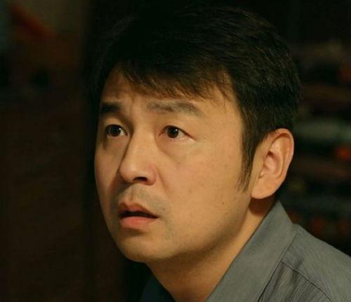 娱乐圈吃瓜专业户是谁,揭秘幕后“瓜王”的真实身份  第2张