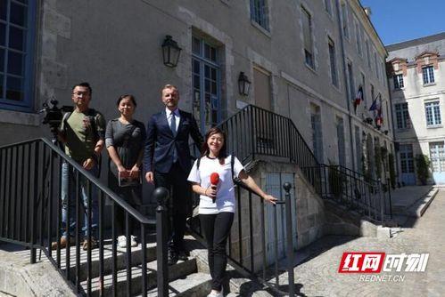 合肥网红吃瓜事件视频,揭秘网络舆论的风暴中心 第3张 合肥网红吃瓜事件视频,揭秘网络舆论的风暴中心 第3张