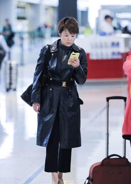 袁莉最新爆料大牌,揭秘娱乐圈幕后黑幕 第2张 袁莉最新爆料大牌,揭秘娱乐圈幕后黑幕 第2张