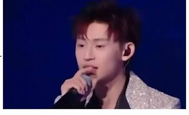 小鬼前女友爆料完整版视频,揭秘恋情内幕与分手真相 第2张 小鬼前女友爆料完整版视频,揭秘恋情内幕与分手真相 第2张