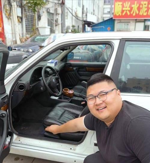 猴哥爆料车展视频在线观看  第3张