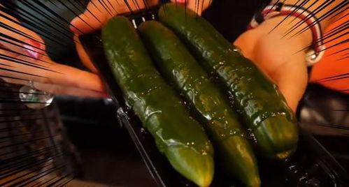 吃哈密瓜网红,甜蜜诱惑，夏日清凉新宠  第3张