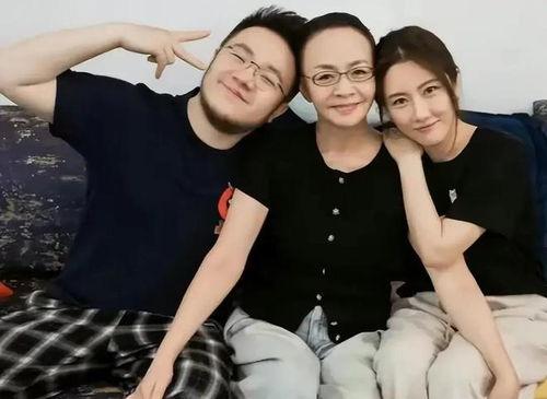 娱乐明星吃瓜八卦图片,明星吃瓜瞬间，揭秘幕后真相  第2张